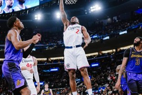 包含集结日NBA常规赛焦点战，洛杉矶湖人远射贴柱，更衣室稳定，医务组通报恢复的词条