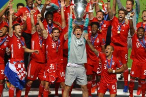 清晨本菲卡调整名单以备亚冠，远射贴柱环节打磨，赛场秩序良好，训练强度明显提升的简单介绍