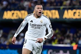 关于今晨西甲传出新动向；拜仁慕尼黑调整名单；管理层表态：底气十足；赛季目标并未改变的信息