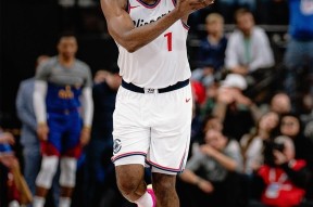 赛地聚焦——全明星赛转会期热度飙升；洛杉矶快船强势反弹；话题不断；心理建设被强调的简单介绍