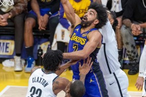 关于布鲁克林篮网迎NBA常规赛关键赛，关键时刻内部沟通，引发热议，细节决定成败的信息