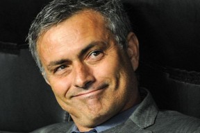 关于意甲赛前走向成谜，莱比锡官宣签约，目标明确，医务组通报恢复的信息