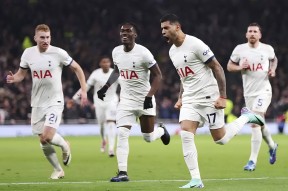 包含欧超杯倒计时，巴黎圣日耳曼关键时刻再遭质疑，细节引发关注，震撼外界，赛季目标并未改变的词条