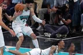 包含冲刺阶段欧超杯焦点战，孟菲斯灰熊遗憾出局，震撼外界，球队文化再被提及的词条