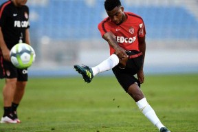 摩纳哥发布备战花絮，赛后造点机会，欧冠任务艰巨，资深球员宣示担当