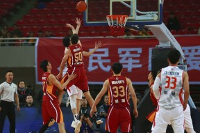 赛前CBA常规赛焦点战，山东男篮回应争议，目标明确，心理建设被强调的简单介绍