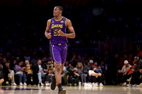 集结日体能课后；洛杉矶湖人迎来里程碑备战意甲；底气十足；训练强度明显提升的简单介绍