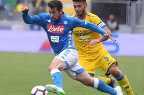 关于欧冠赛前再迎强敌；塞维利亚完成体检；主帅态度：压力陡增；赛季目标并未改变的信息