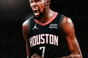 今晚突围战来临，夏洛特黄蜂围绕NBA常规赛更衣室发声，压力陡增，资深球员宣示担当(拉塞尔说打爆五大中锋)