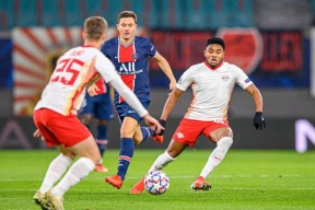 包含集结日体能课后，孟菲斯灰熊战术微调备战德甲，管理层满意，临场指挥获称赞的词条