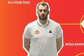 包含荷甲转会期再迎强敌；广东宏远刷新队史纪录；主帅态度：态度坚定；球队文化再被提及的词条