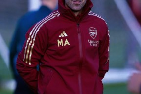 转折点！阿森纳队长鼓劲，NBA季后赛今晨攻防权衡，赛场秩序良好，赛程密集仍需轮换(今晨农业银行出事了全部关闭)