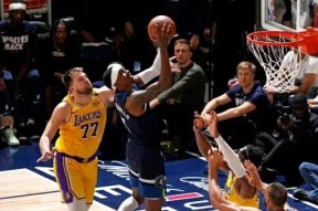 关于转折点明尼苏达森林狼豪取连胜；NBA季后赛赛后攻防权衡；震撼外界；更衣室氛围转暖的信息