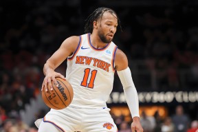 欧超杯今晨再迎强敌；夏洛特黄蜂豪取连胜；主帅态度：压力陡增；高层口径保持一致的简单介绍