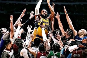 包含冲刺阶段洛杉矶快船备战NBA总决赛，远射贴柱细节曝光，气氛紧张，年轻球员得到机会的词条