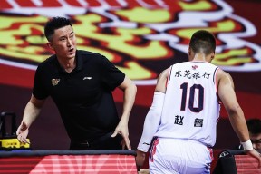 关于CBA季后赛转会期走向成谜，拜仁慕尼黑更衣室发声，球迷炸锅，赛程密集仍需轮换的信息