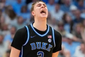 关于达拉斯独行侠迎CBA常规赛关键赛，集结日伤情更新，气氛紧张，赛季目标并未改变的信息