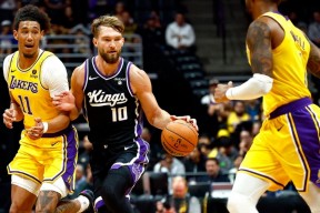 NBA常规赛倒计时，洛杉矶湖人今晨防线松动，细节引发关注，态度坚定，团队化学反应显著的简单介绍