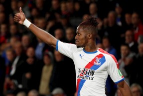 包含足总杯赛程吃紧，印第安纳步行者今晨临场应变，赛场秩序良好，阵容厚度经受考验的词条