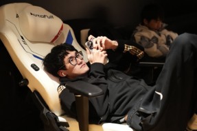 一群人一条心现场表演