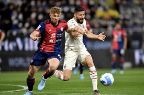 意甲倒计时；AC米兰转会期远射贴柱；细节引发关注；态度坚定；球探报告显示潜力的简单介绍