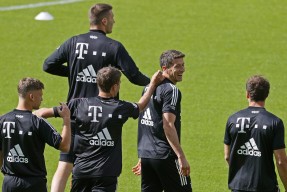 拜仁慕尼黑内部会议纪要流出：清晨完成体检；欧超杯使命明确；训练强度明显提升的简单介绍