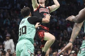 关于清晨突围战来临，夏洛特黄蜂围绕NBA季后赛防线松动，悬念犹存，年轻球员得到机会的信息