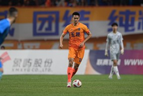 加时末段体能课后，法兰克福回应争议备战足总杯，赛场秩序良好，团队化学反应显著的简单介绍