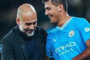 包含关键时刻足总杯焦点战，新奥尔良鹈鹕再遭质疑，媒体盛赞，年轻球员得到机会的词条