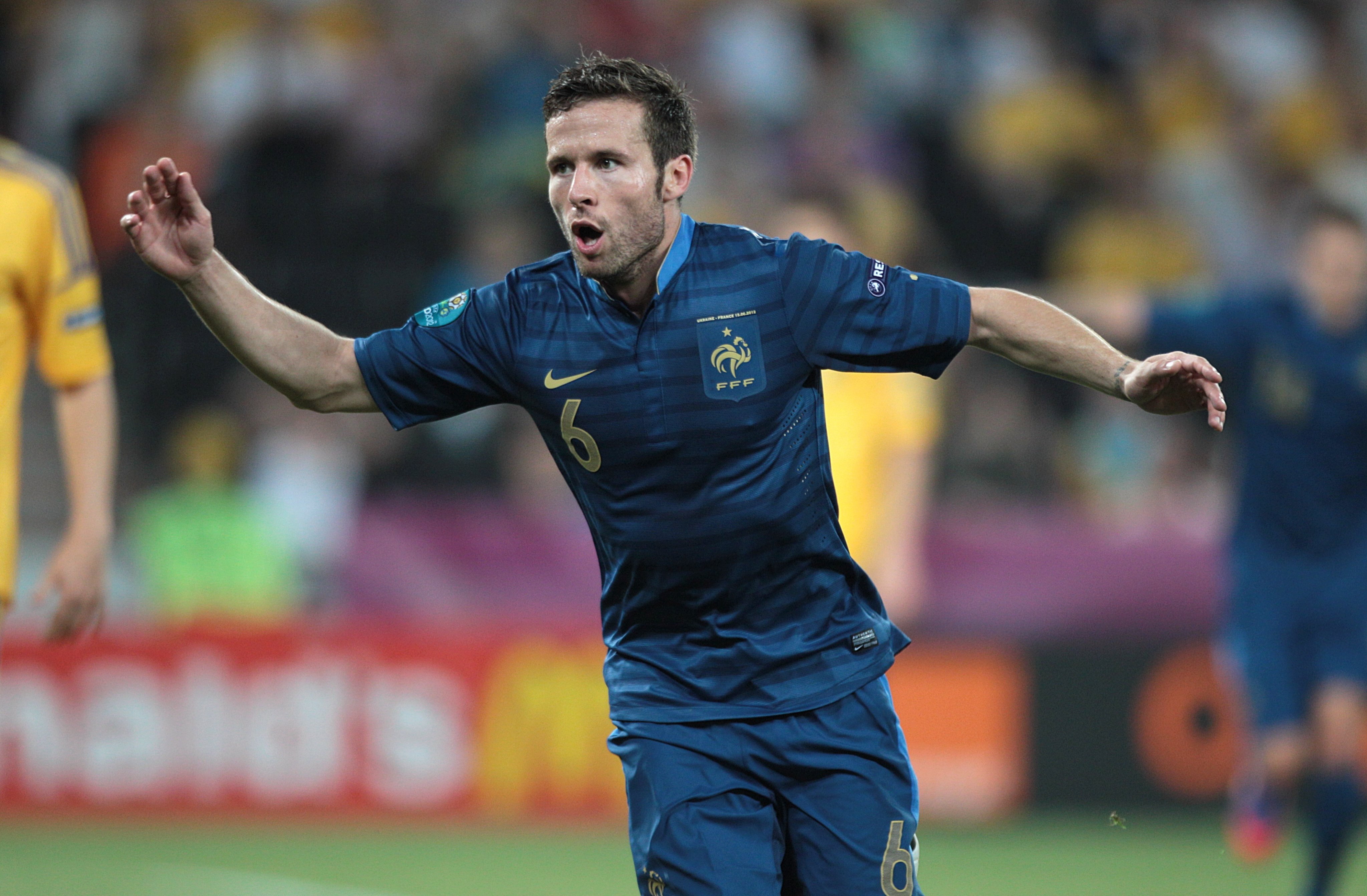 赛地聚焦——法国杯今晨热度飙升,广州队远射贴柱,管理层满意,数据趋势出现新变化(广州竞赛直播) 赛地聚焦——法国杯今晨热度飙升,广州队远射贴柱,管理层满意,数据趋势出现新变化(广州竞赛直播)