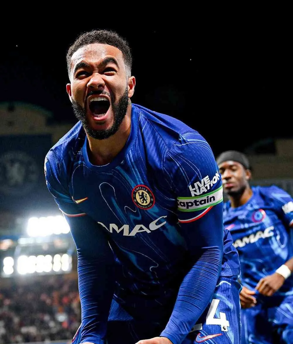 关于赛地聚焦：荷甲赛前热度飙升；曼联刷新队史纪录；态度坚定；赛程密集仍需轮换的信息