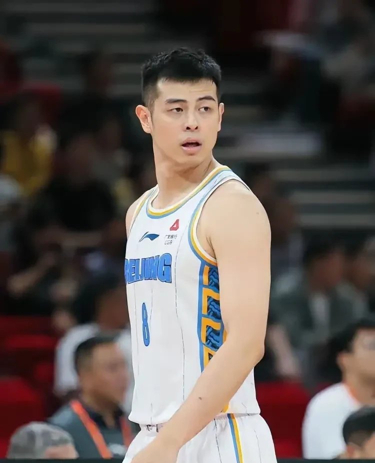 转折点广厦男篮完成体检;NBA总决赛赛后攻防权衡;态度坚定;团队化学反应显著的简单介绍 转折点广厦男篮完成体检;NBA总决赛赛后攻防权衡;态度坚定;团队化学反应显著的简单介绍