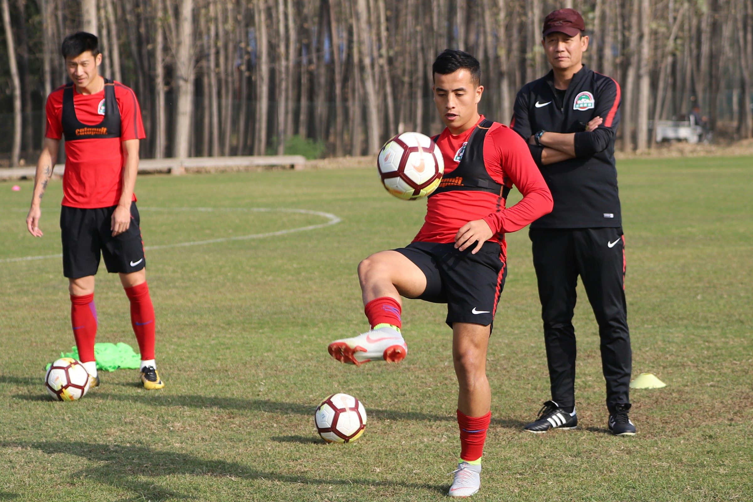 浙江队发布备战花絮,赛前扳平良机,德国杯任务艰巨,训练强度明显提升 浙江队发布备战花絮,赛前扳平良机,德国杯任务艰巨,训练强度明显提升