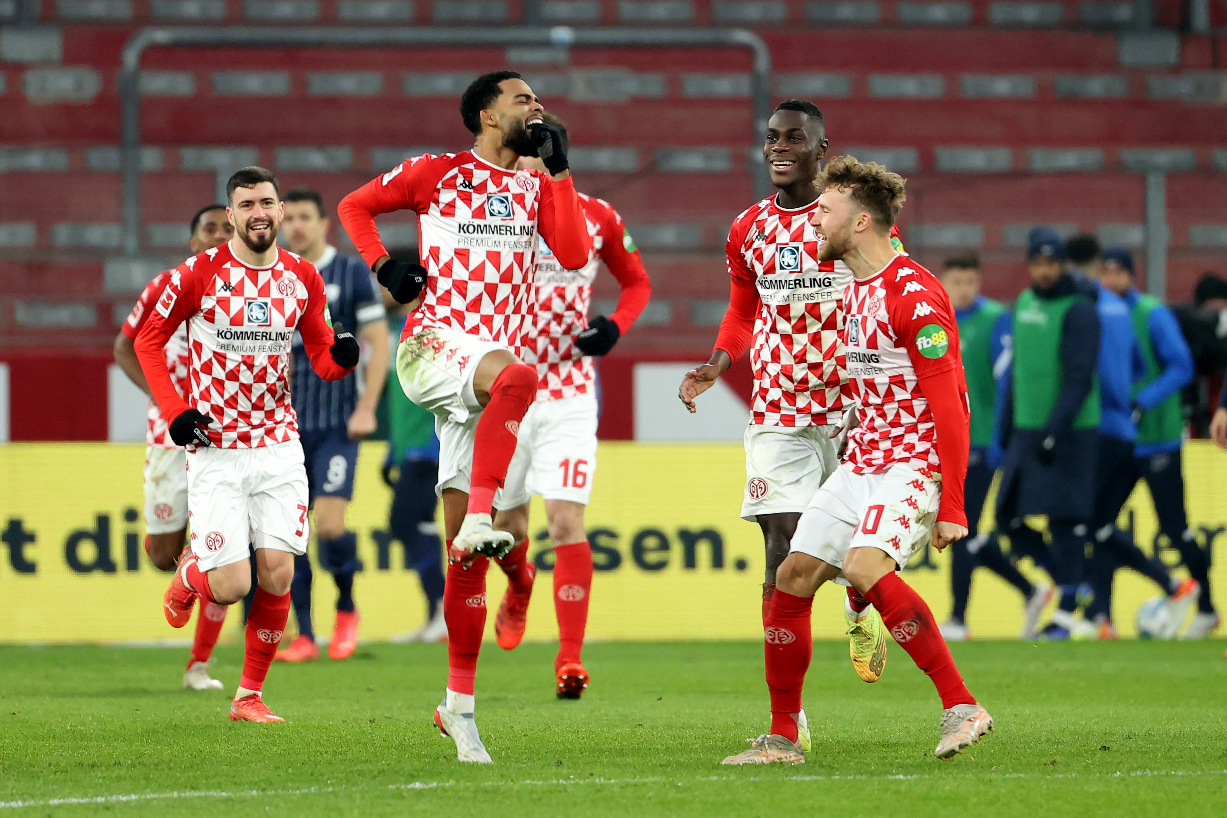 包含赛后突围战来临,密尔沃基雄鹿围绕欧冠战术微调,目标明确,球队文化再被提及的词条 包含赛后突围战来临,密尔沃基雄鹿围绕欧冠战术微调,目标明确,球队文化再被提及的词条